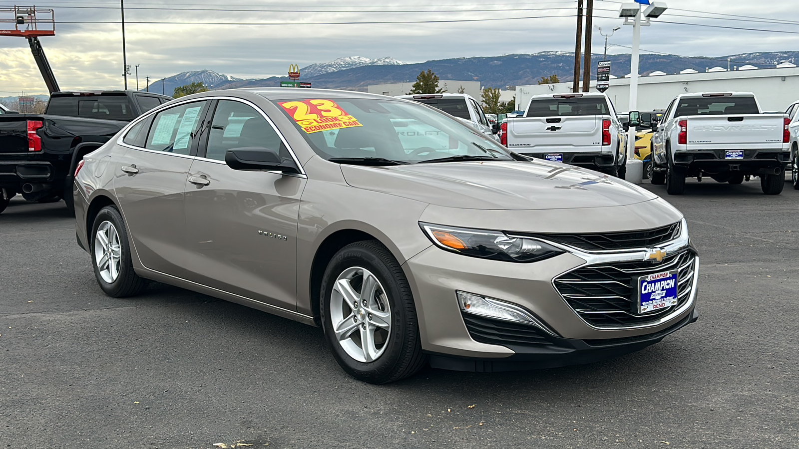 2023 Chevrolet Malibu LS 3