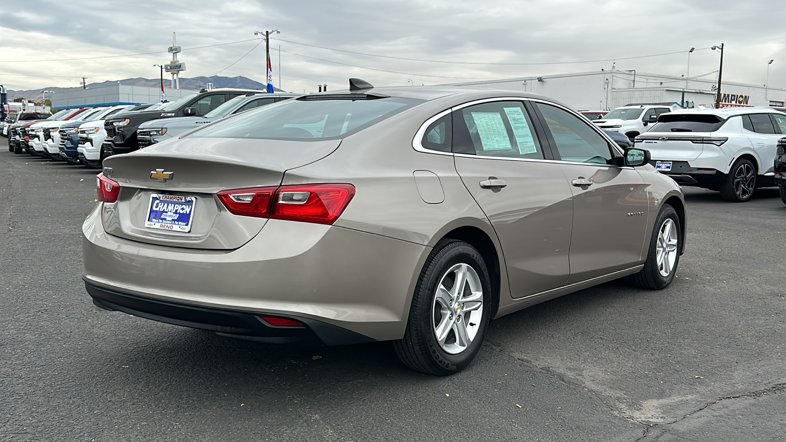 2023 Chevrolet Malibu LS 5