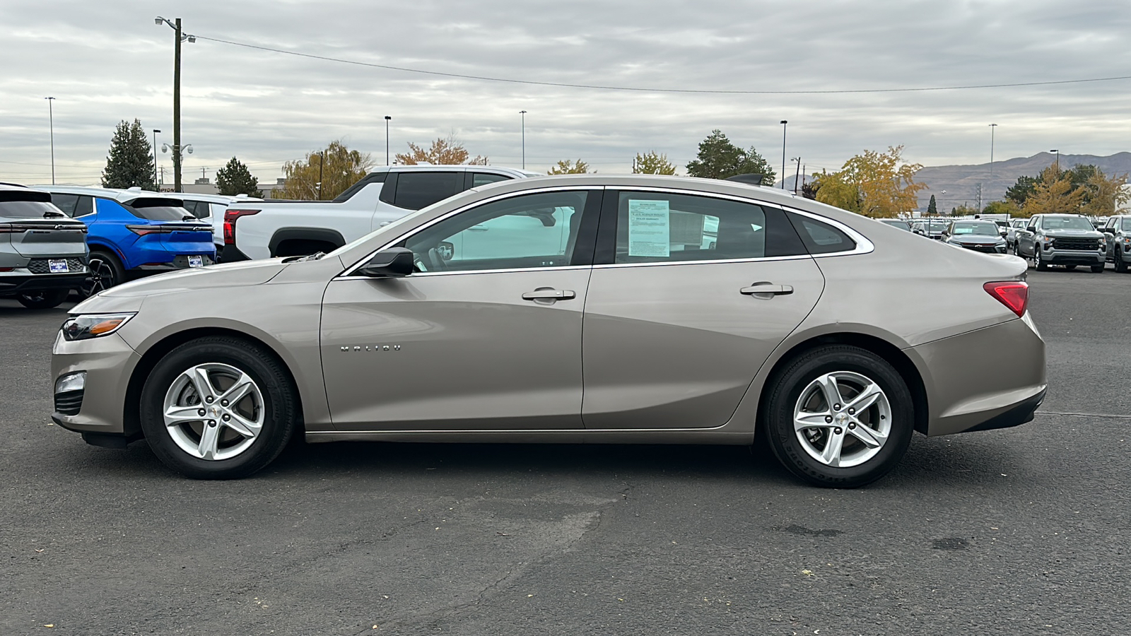 2023 Chevrolet Malibu LS 8