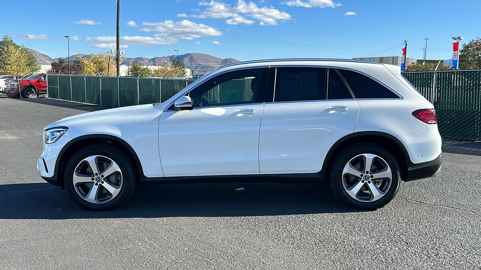 2020 Mercedes-Benz GLC GLC 300 8