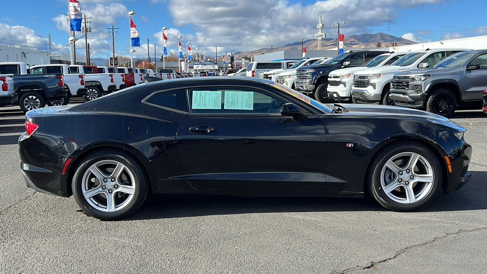 2023 Chevrolet Camaro 1LT 4