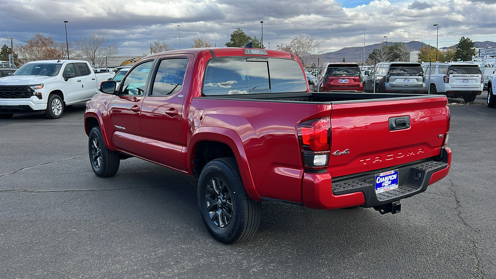 2022 Toyota Tacoma 4WD  7