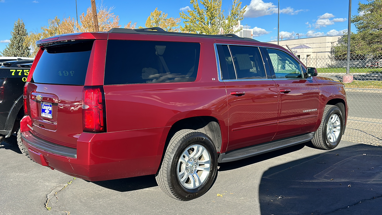 2018 Chevrolet Suburban LT 3