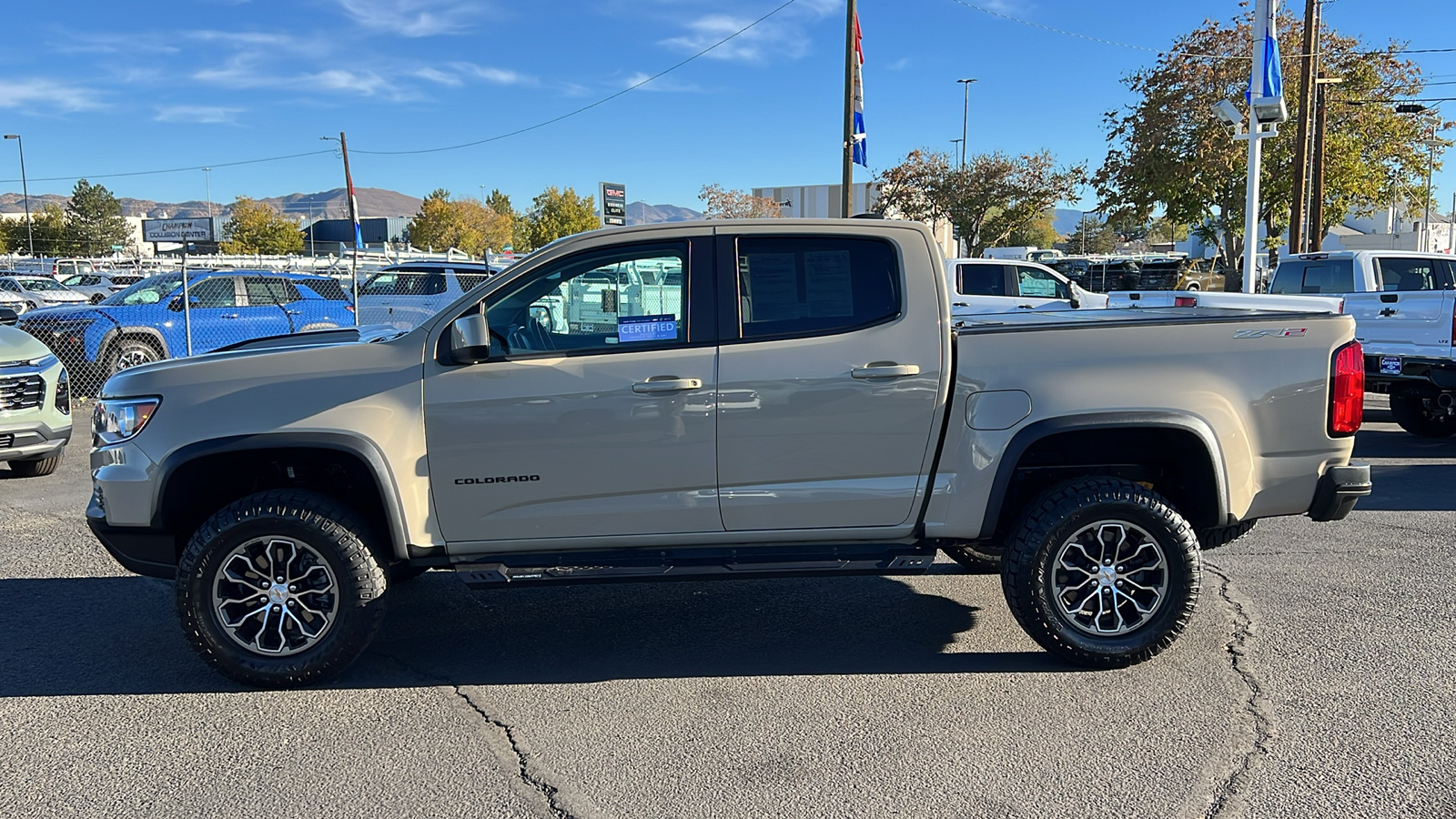 2022 Chevrolet Colorado 4WD ZR2 8