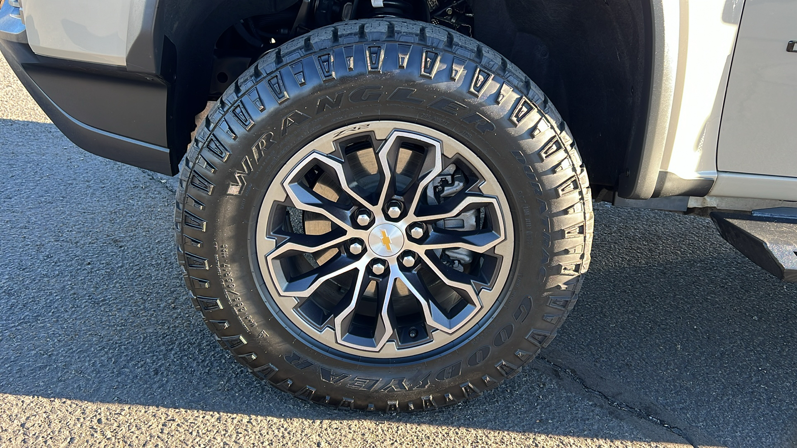 2022 Chevrolet Colorado 4WD ZR2 10