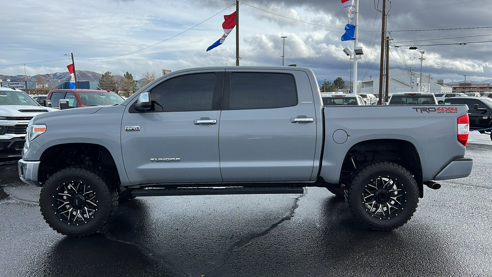 2020 Toyota Tundra 4WD Limited 8