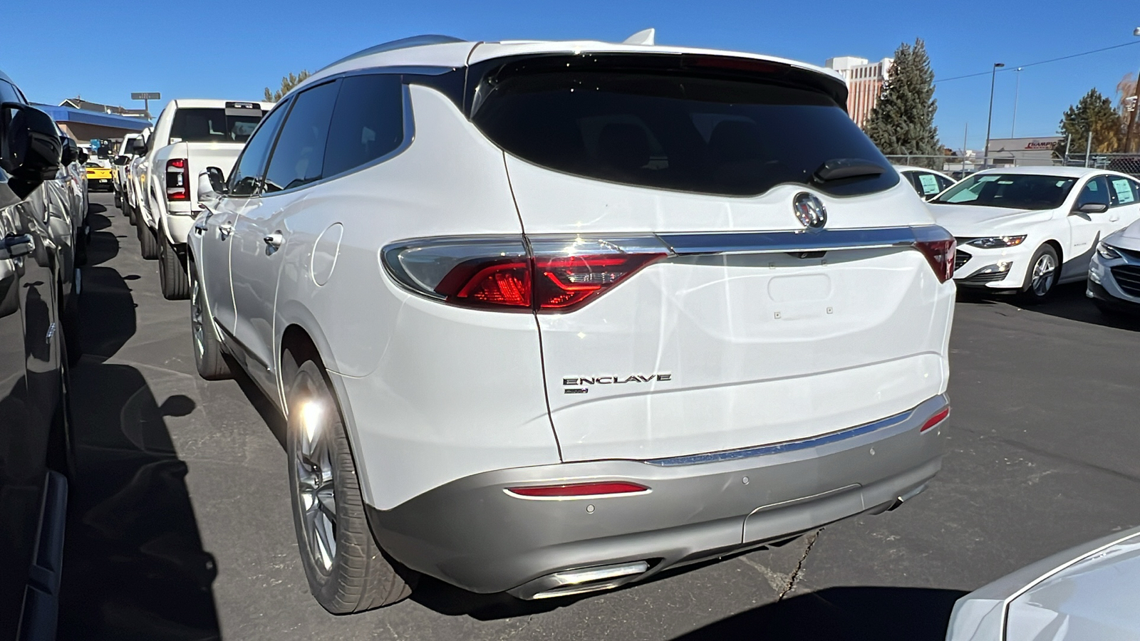 2022 Buick Enclave Premium 3