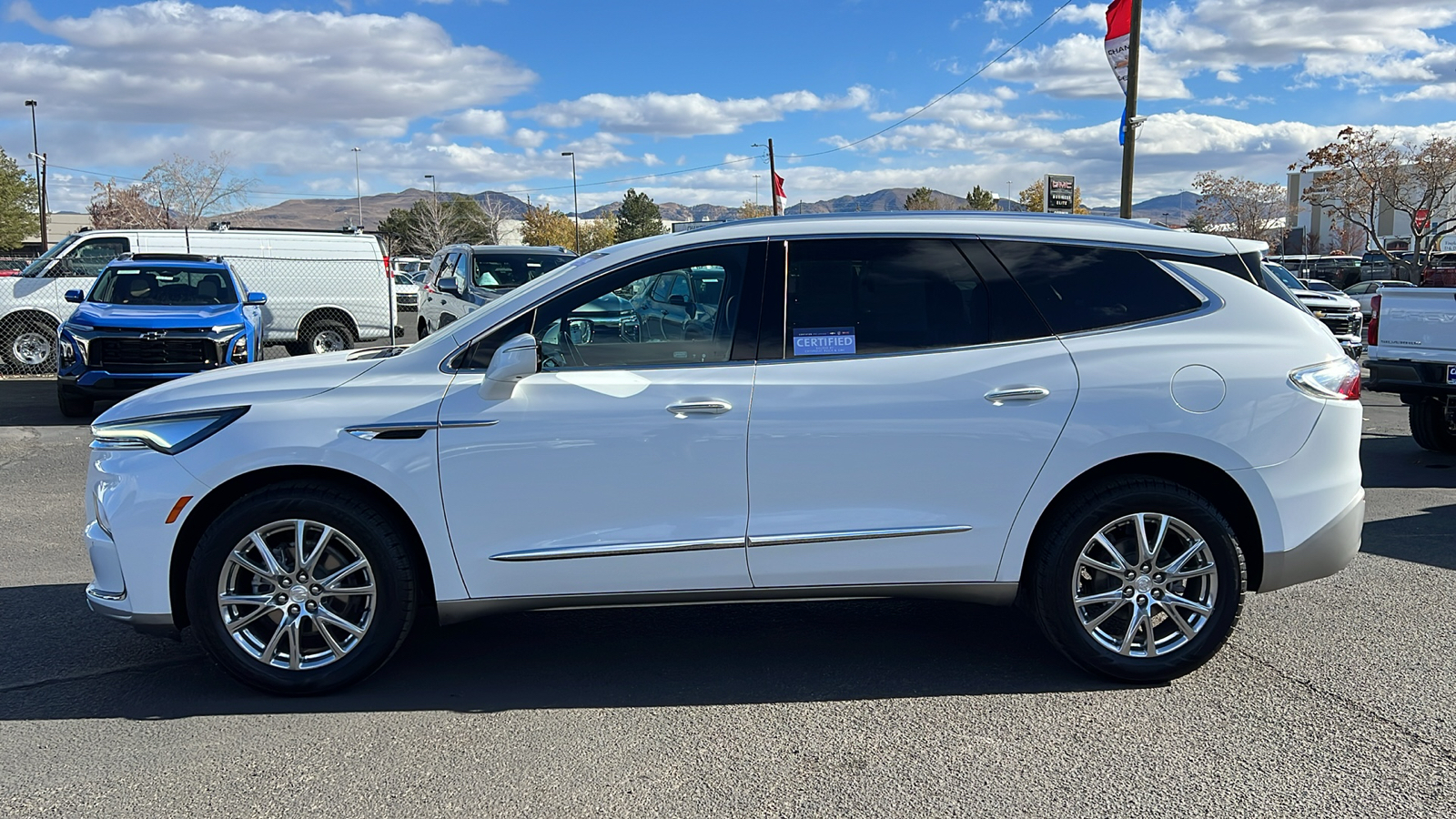 2022 Buick Enclave Premium 8