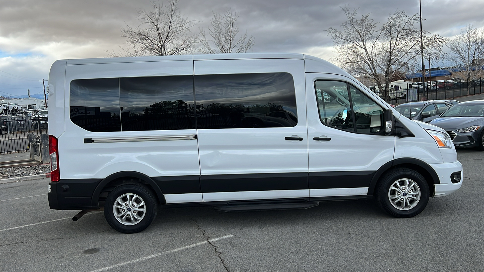 2022 Ford Transit Passenger Wagon  4