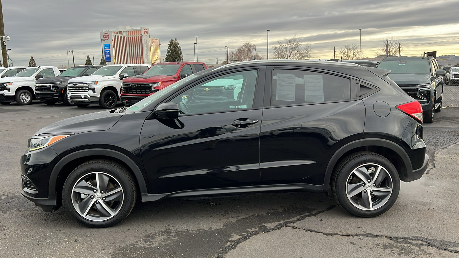 2022 Honda HR-V EX 8