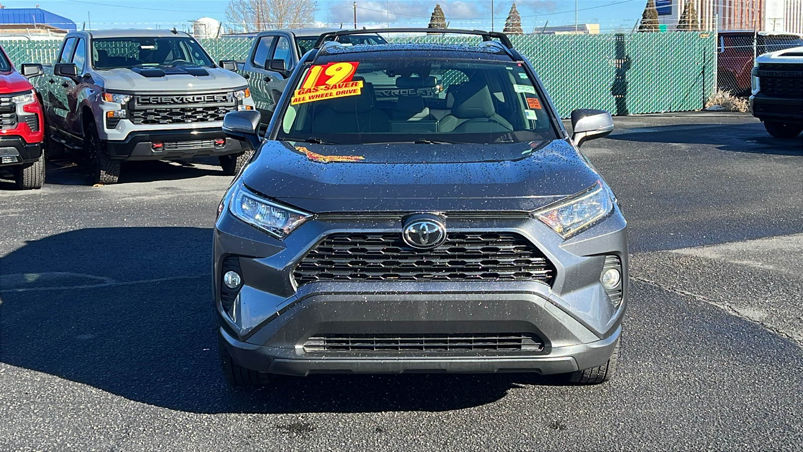 2019 Toyota RAV4 XLE 2