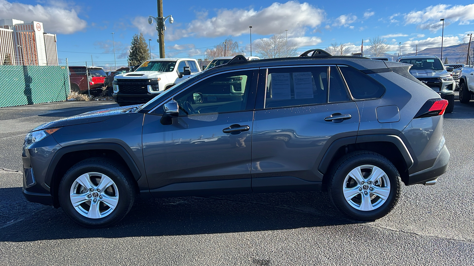 2019 Toyota RAV4 XLE 8