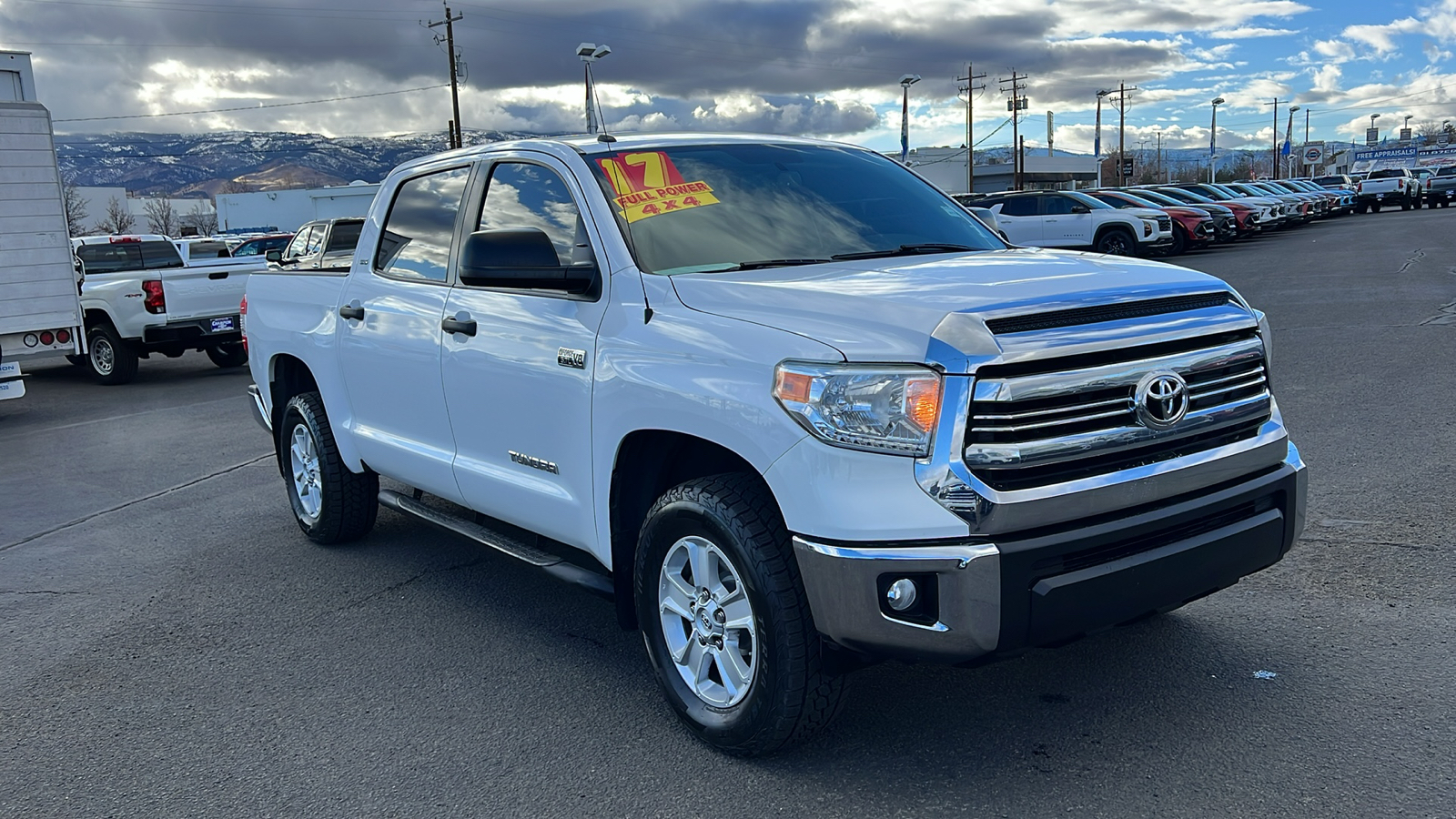 2017 Toyota Tundra 4WD  3