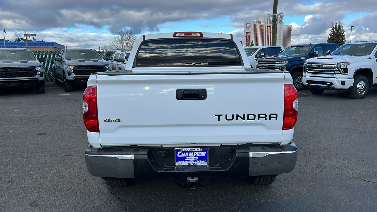 2017 Toyota Tundra 4WD  6