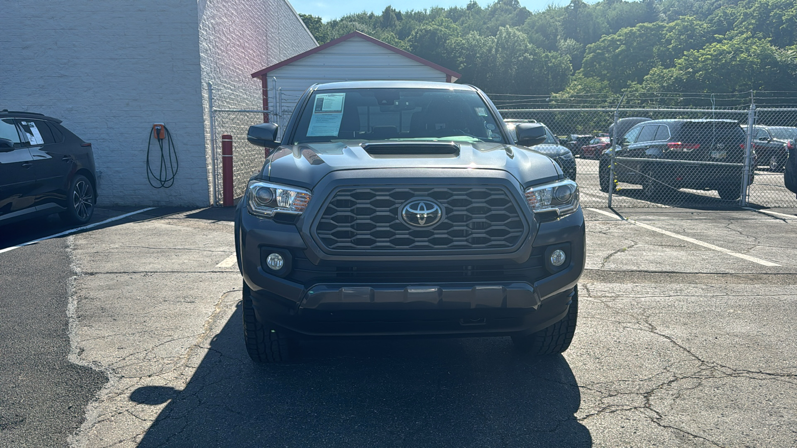 2020 Toyota Tacoma TRD Sport 2