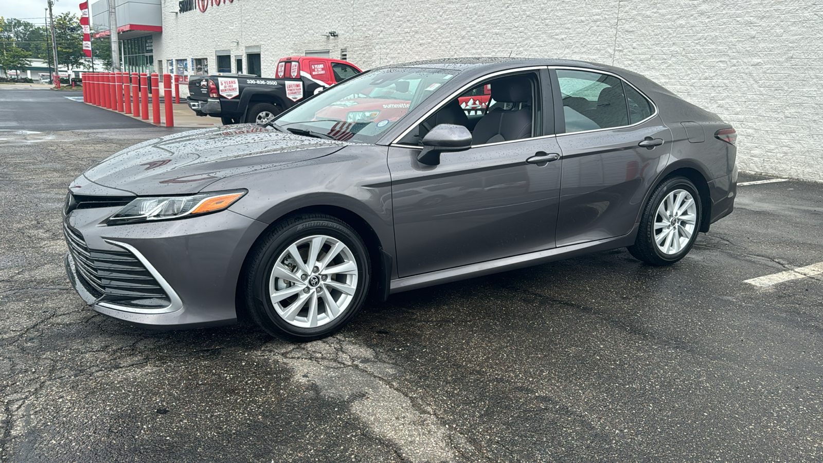 2024 Toyota Camry LE 3