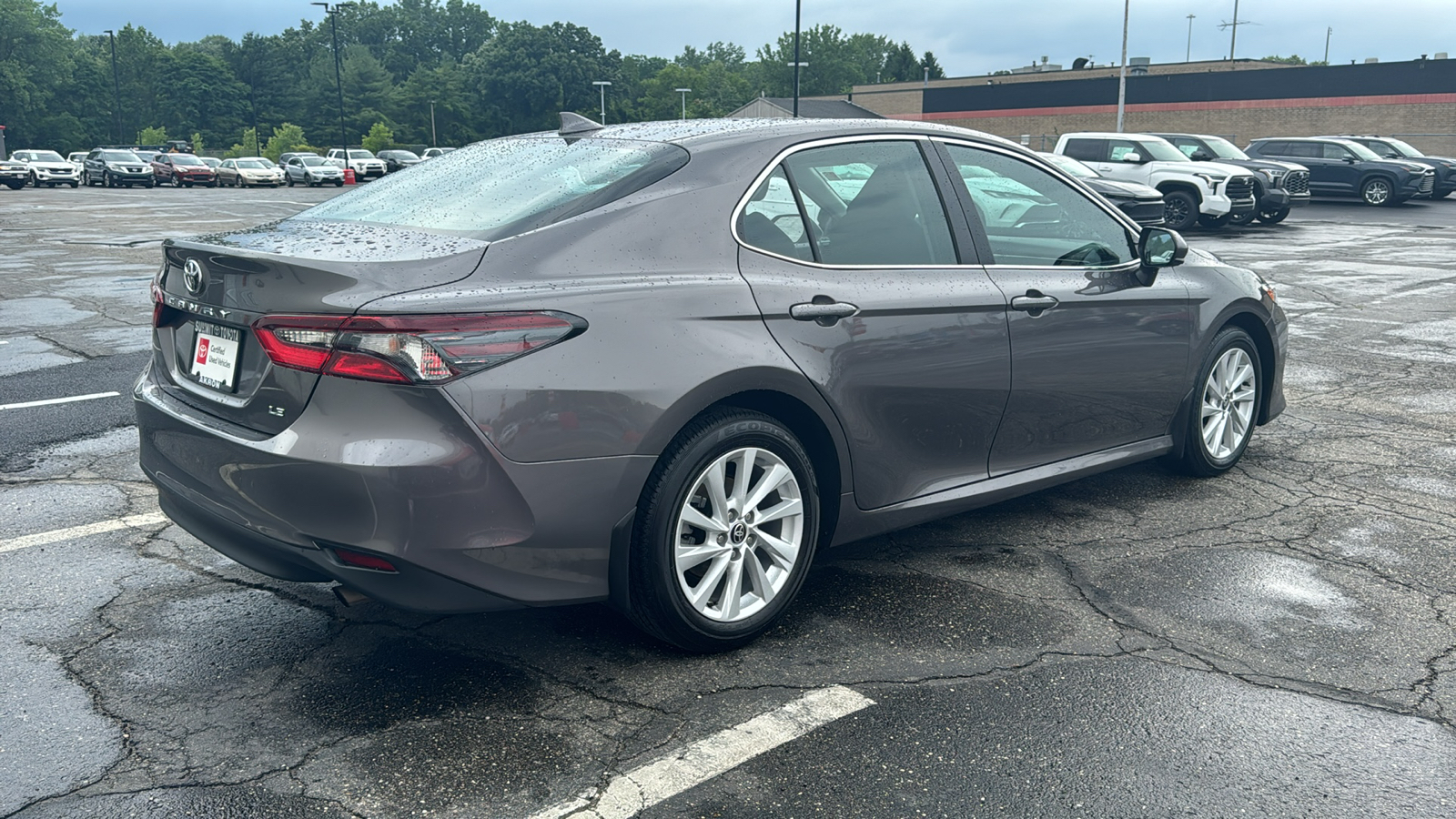 2024 Toyota Camry LE 8