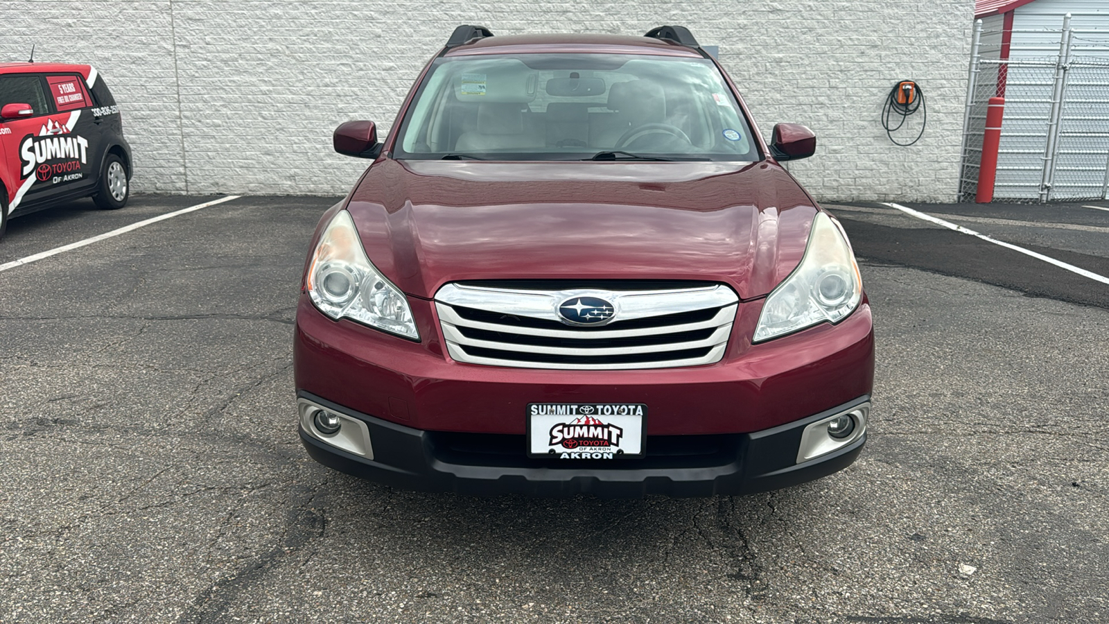 2011 Subaru Outback 2.5i Premium 2