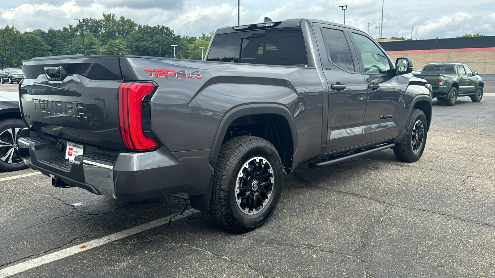 2024 Toyota Tundra SR5 8