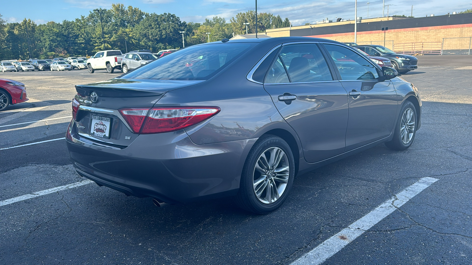 2016 Toyota Camry SE 7