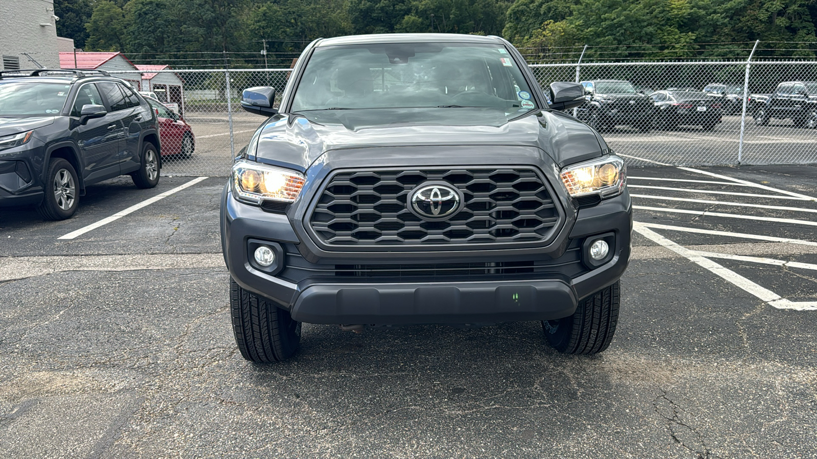 2022 Toyota Tacoma TRD Off-Road 2