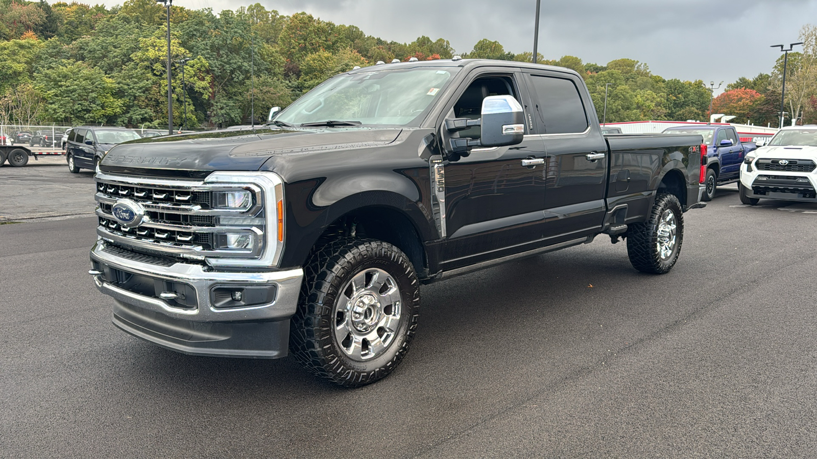 2023 Ford F-350SD Lariat 3