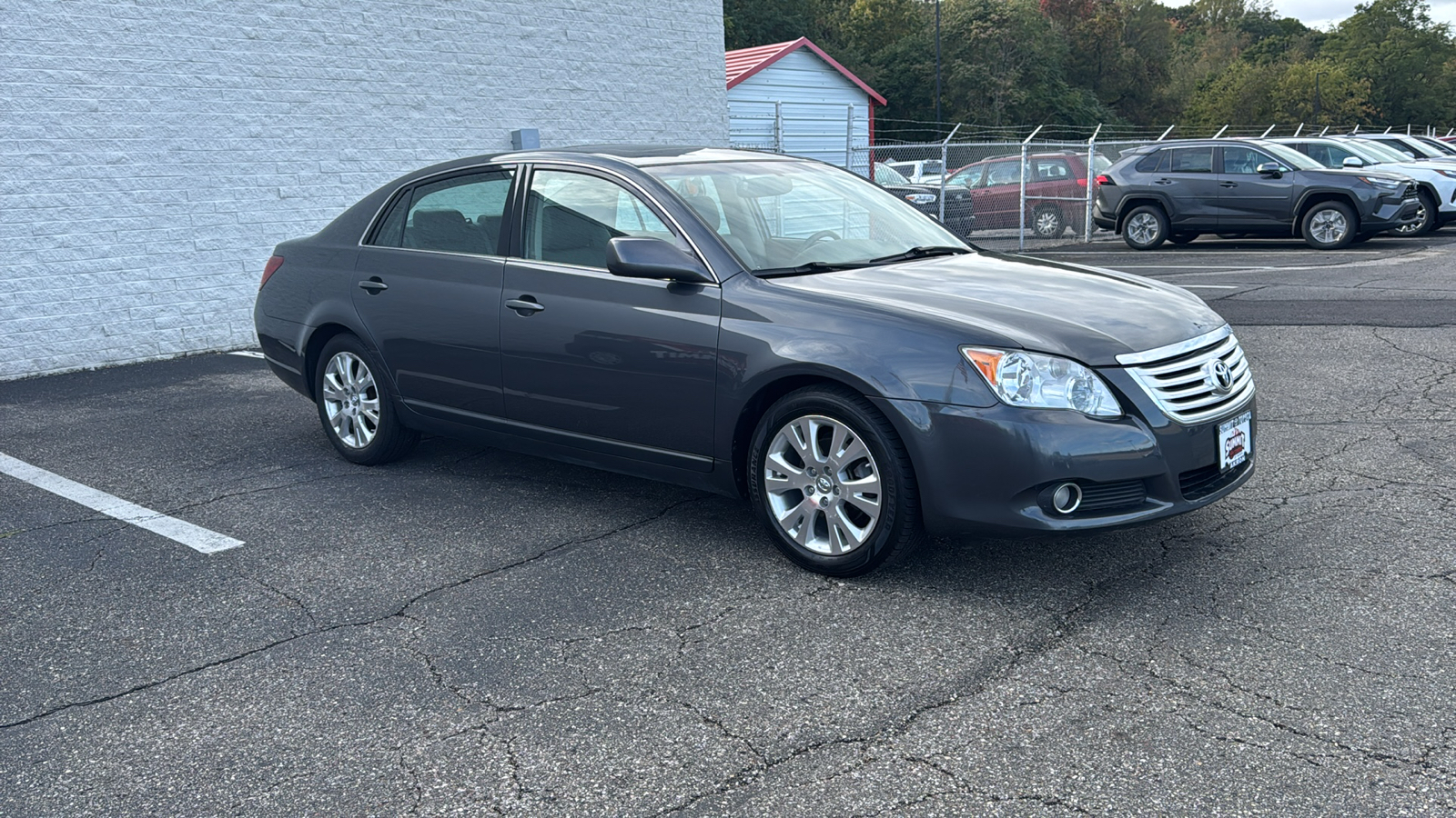 2008 Toyota Avalon XLS 1