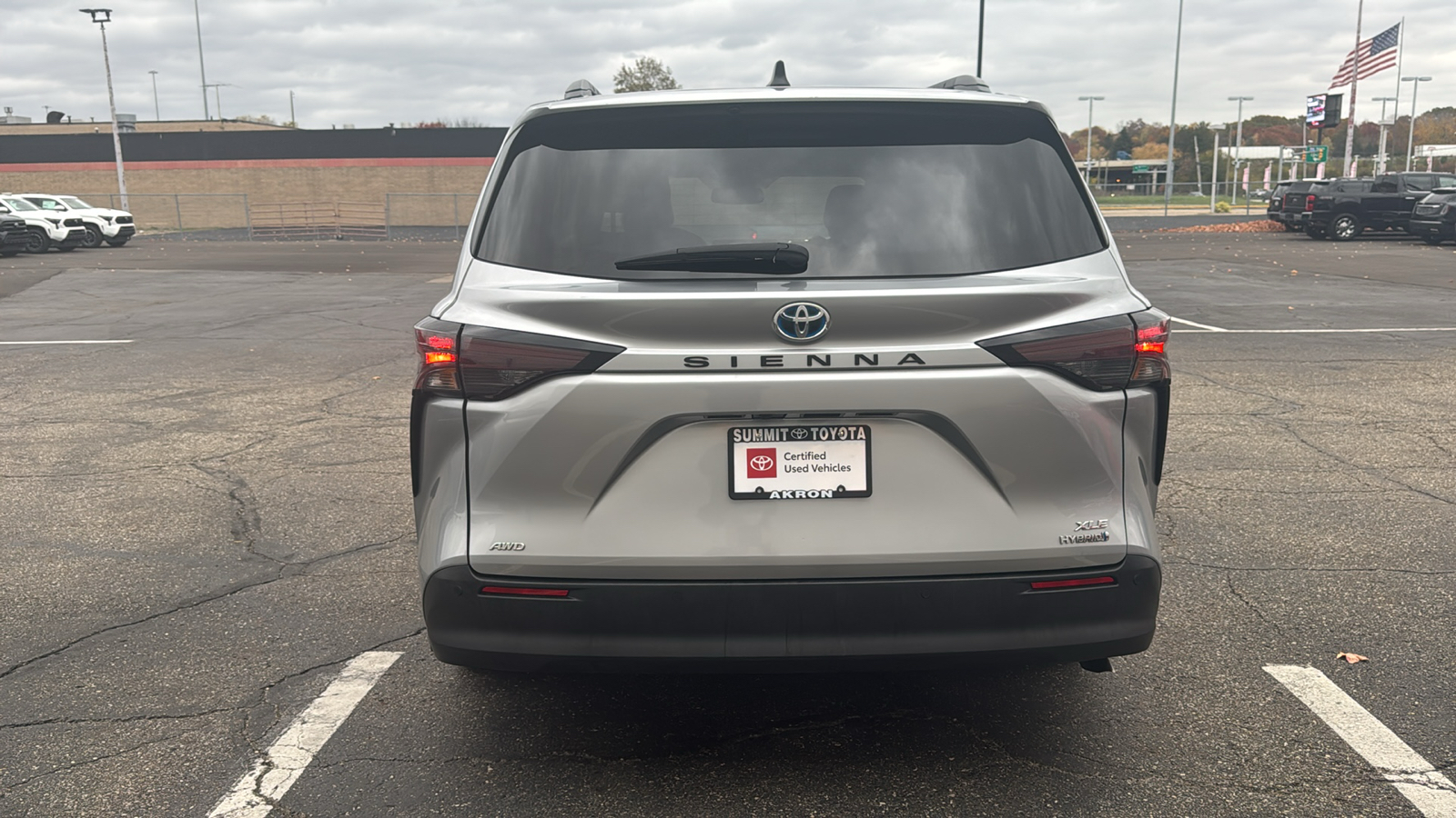 2023 Toyota Sienna XLE 7