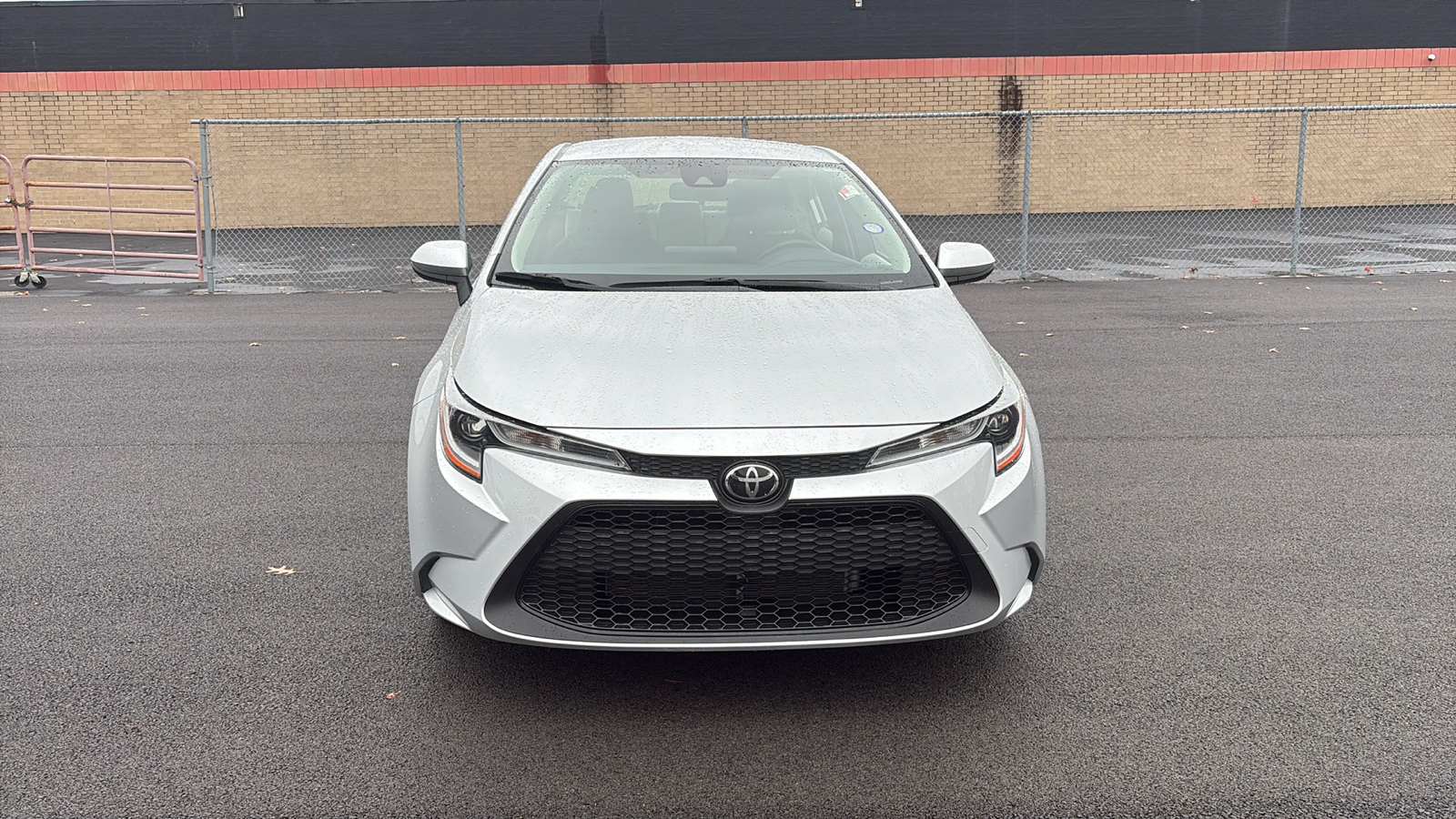 2022 Toyota Corolla LE 2