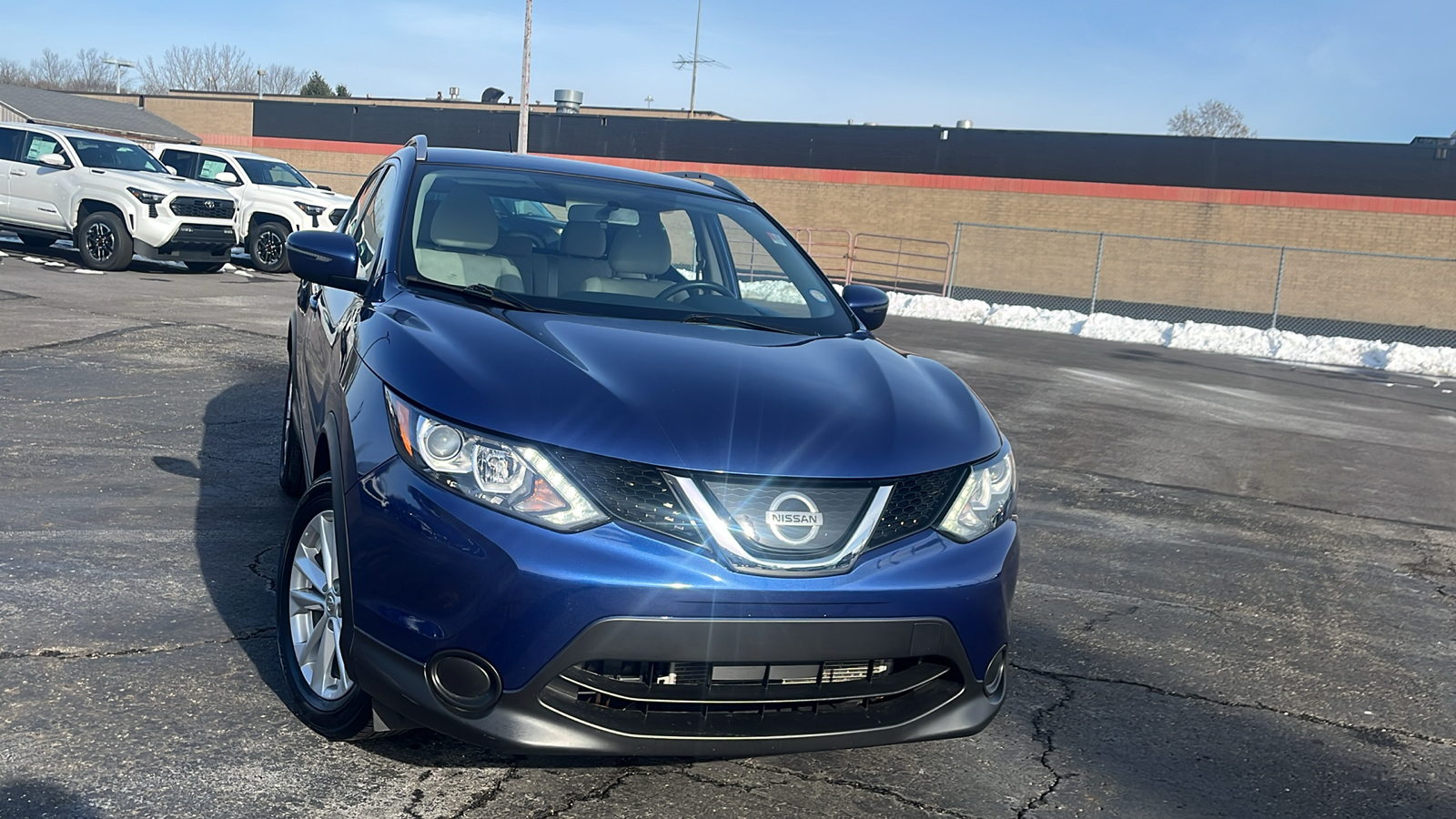 2018 Nissan Rogue Sport SV 2