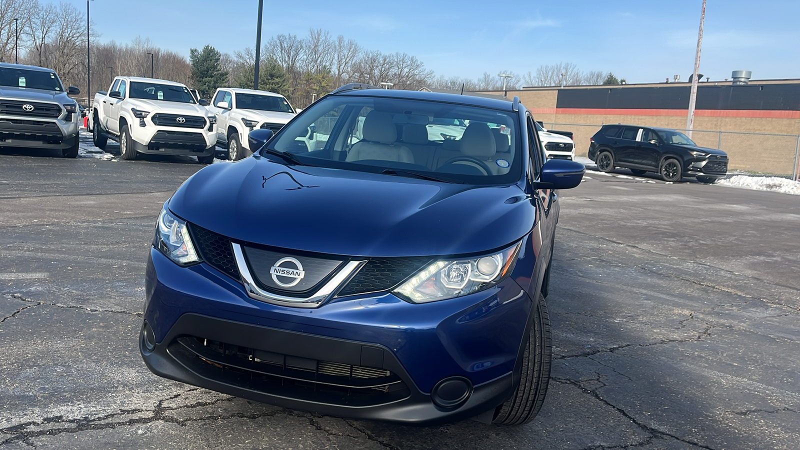 2018 Nissan Rogue Sport SV 3