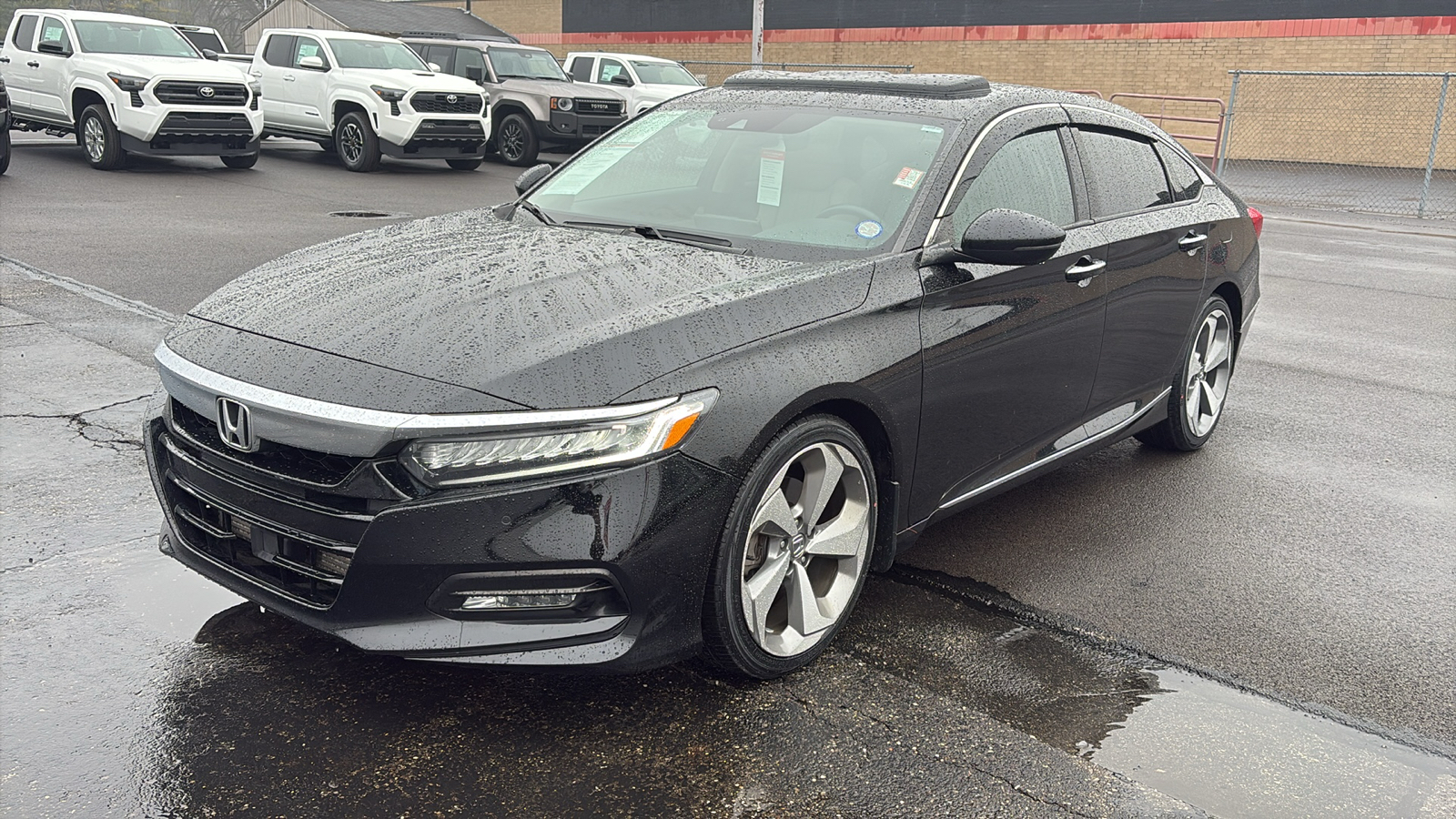 2018 Honda Accord Touring 2.0T 1