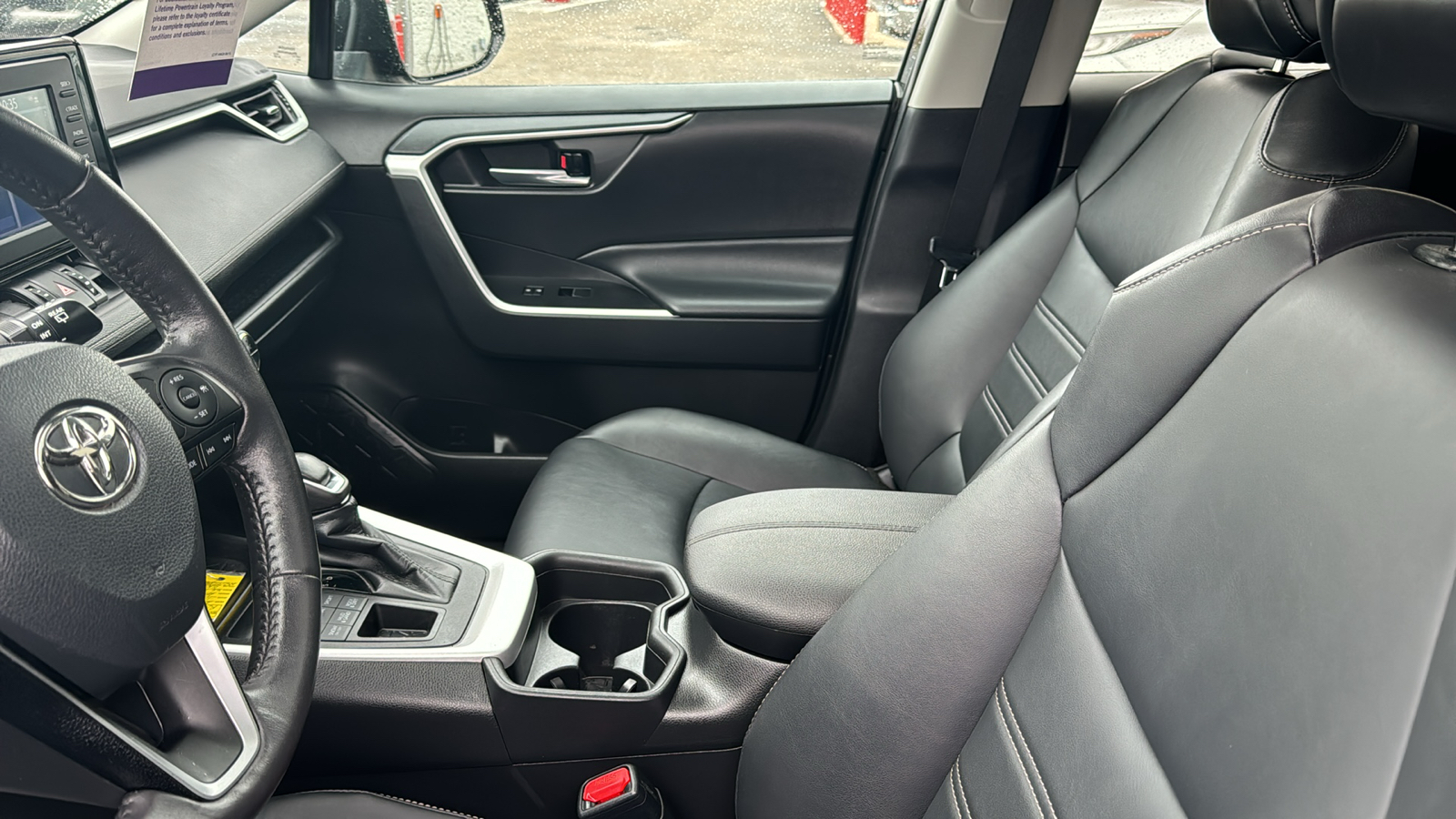 2021 Toyota RAV4 XLE Premium 5