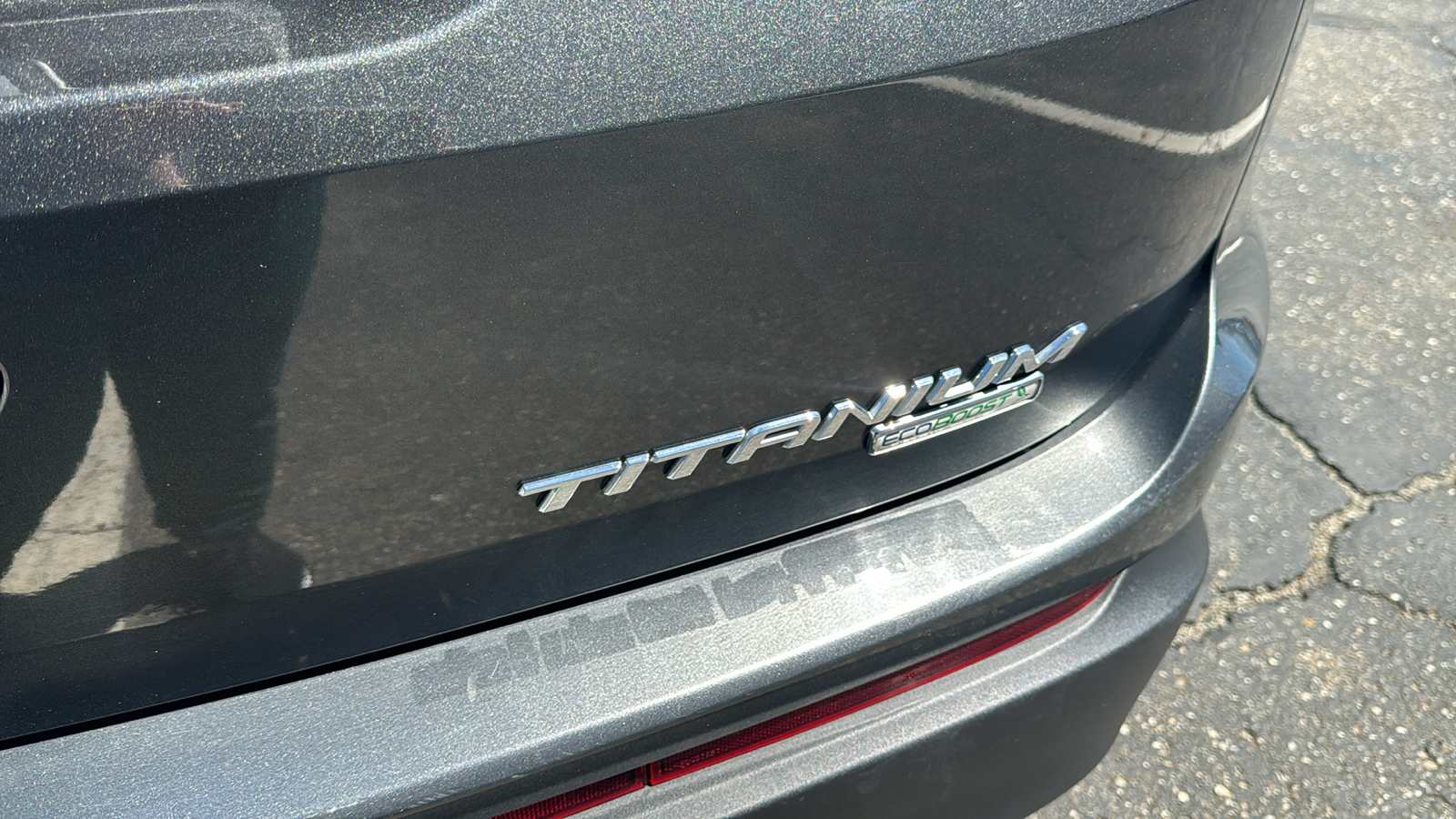 2015 Ford Edge Titanium 11