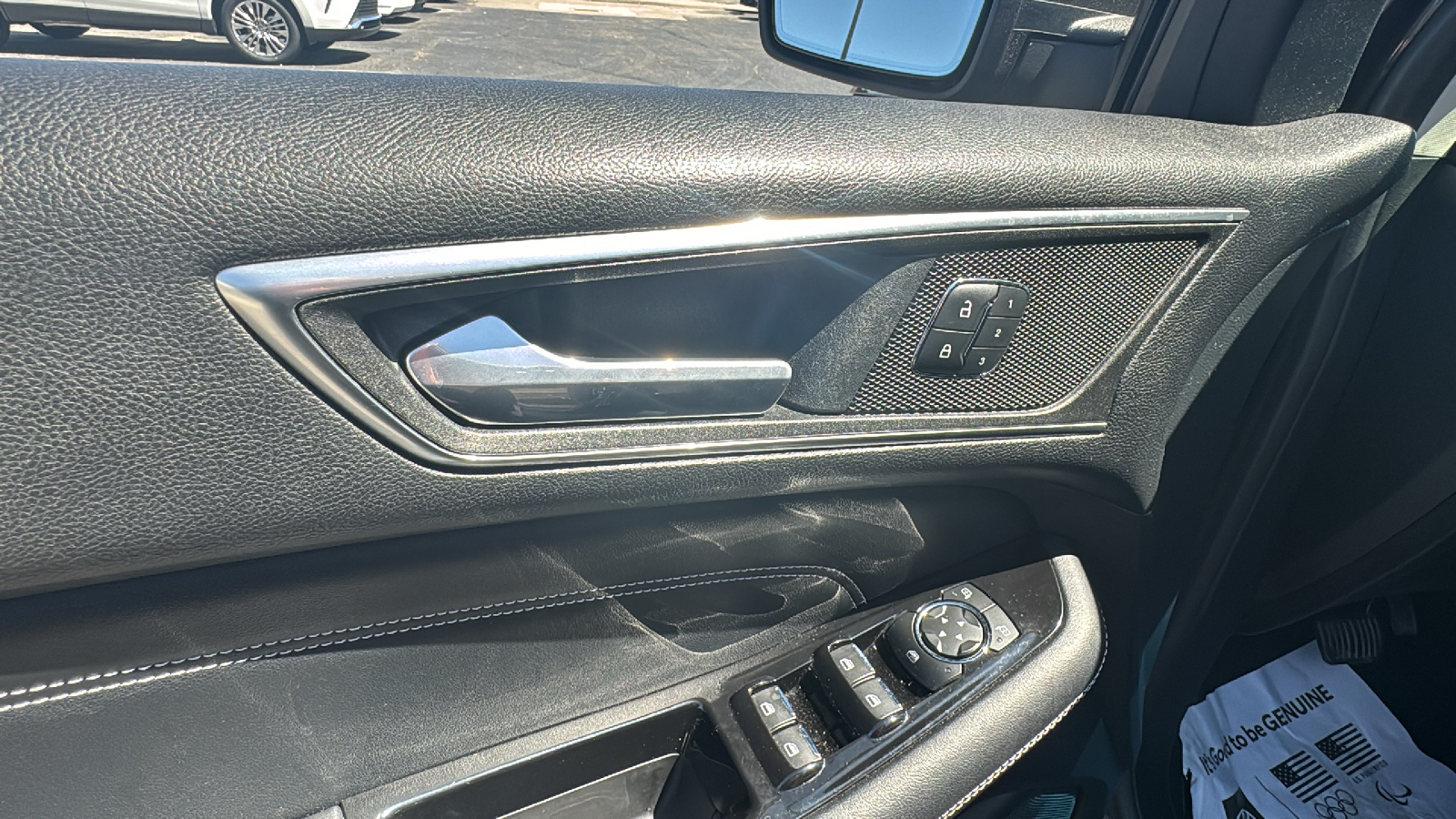 2015 Ford Edge Titanium 35