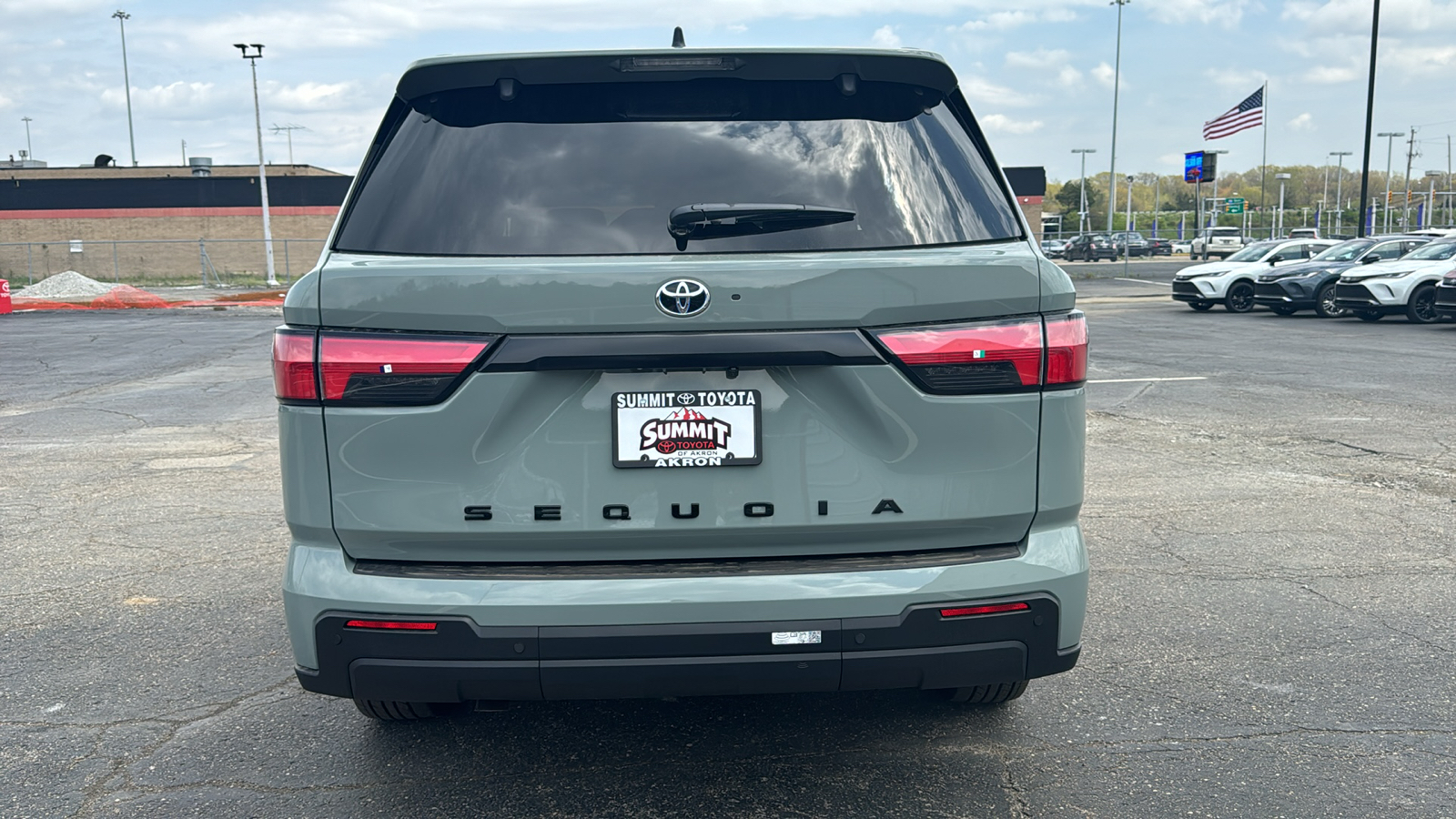 2024 Toyota Sequoia SR5 7