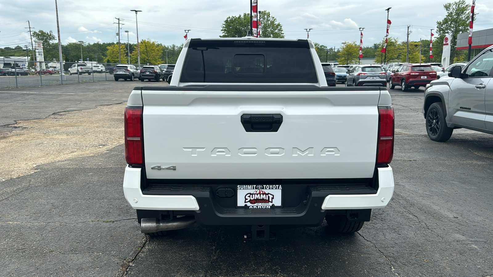 2024 Toyota Tacoma SR5 10