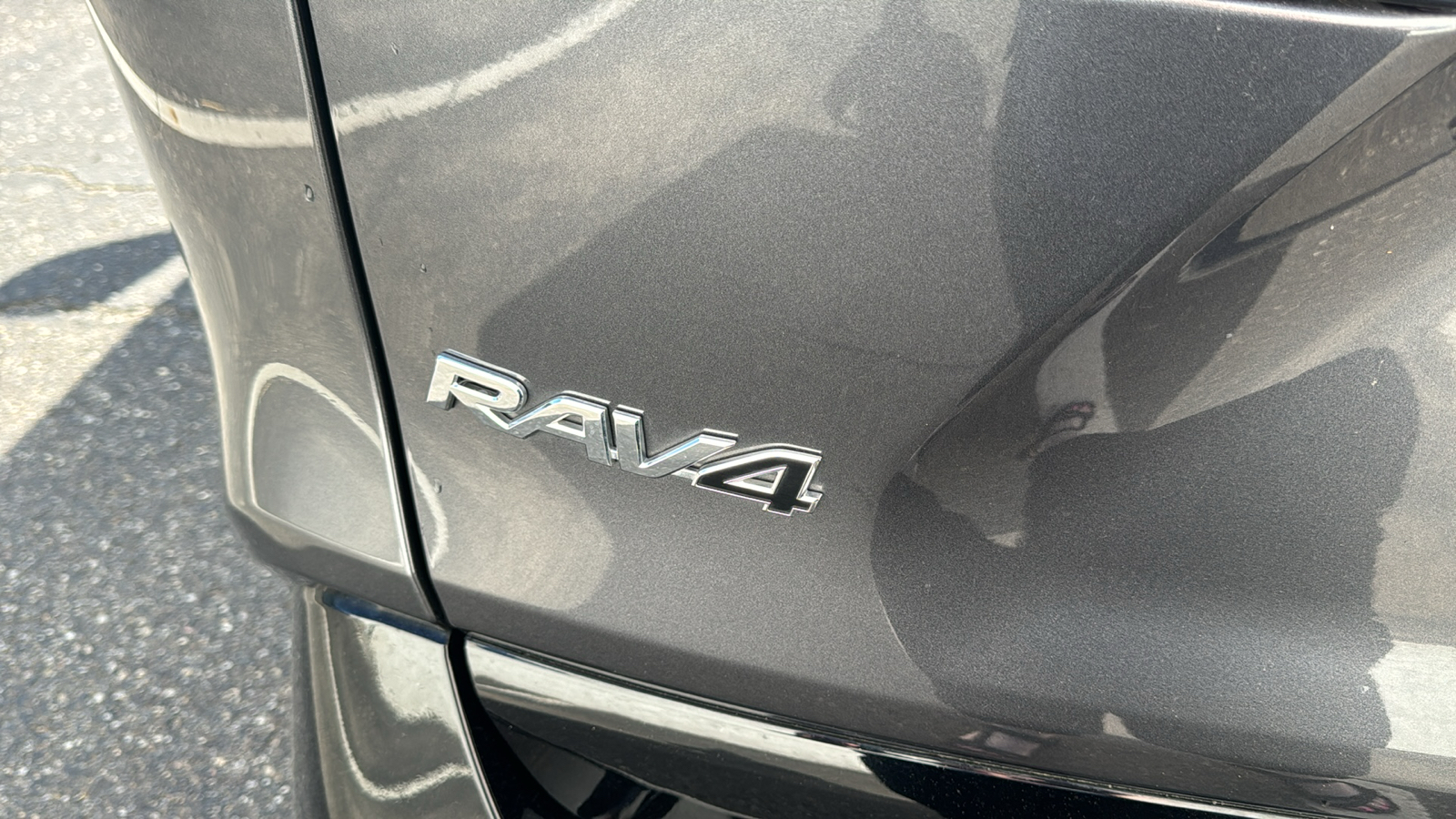 2021 Toyota RAV4 Hybrid XSE 10