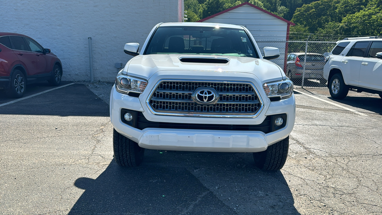 2017 Toyota Tacoma TRD Sport 2