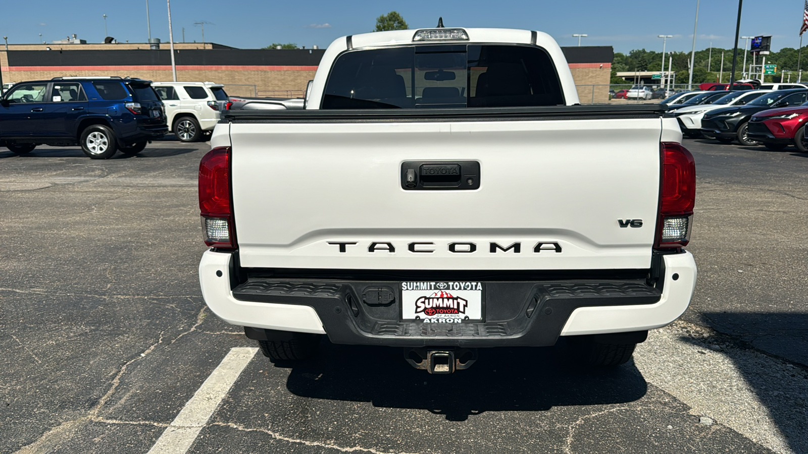 2017 Toyota Tacoma TRD Sport 9