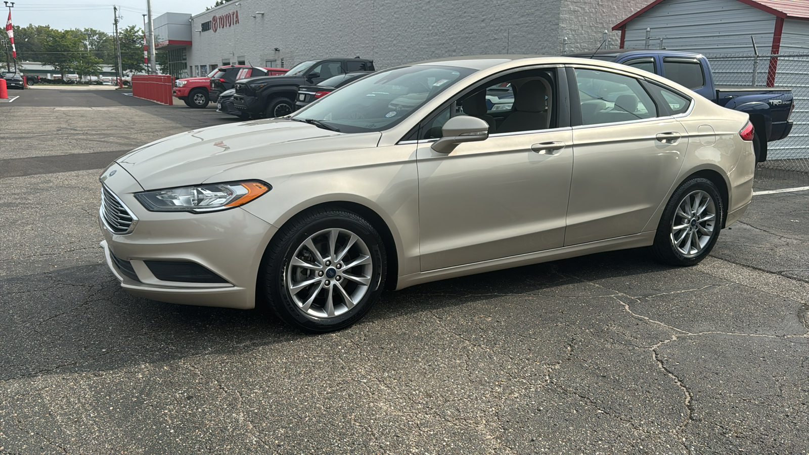 2017 Ford Fusion SE 3