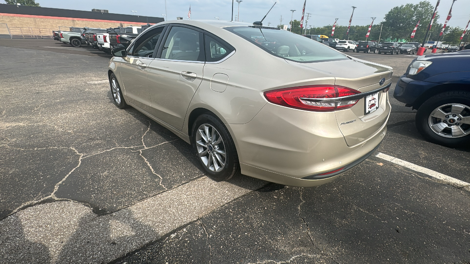 2017 Ford Fusion SE 6