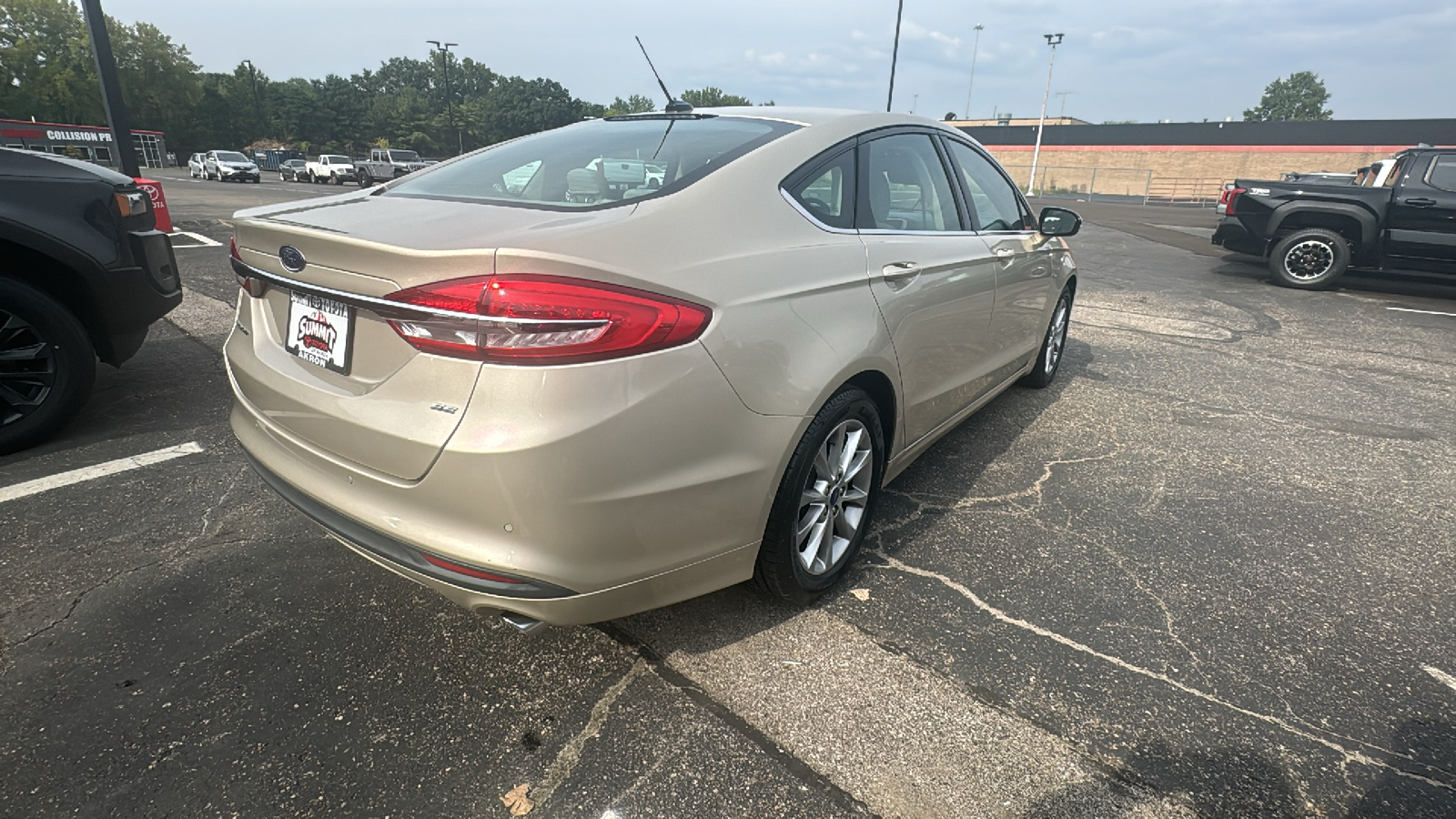 2017 Ford Fusion SE 8