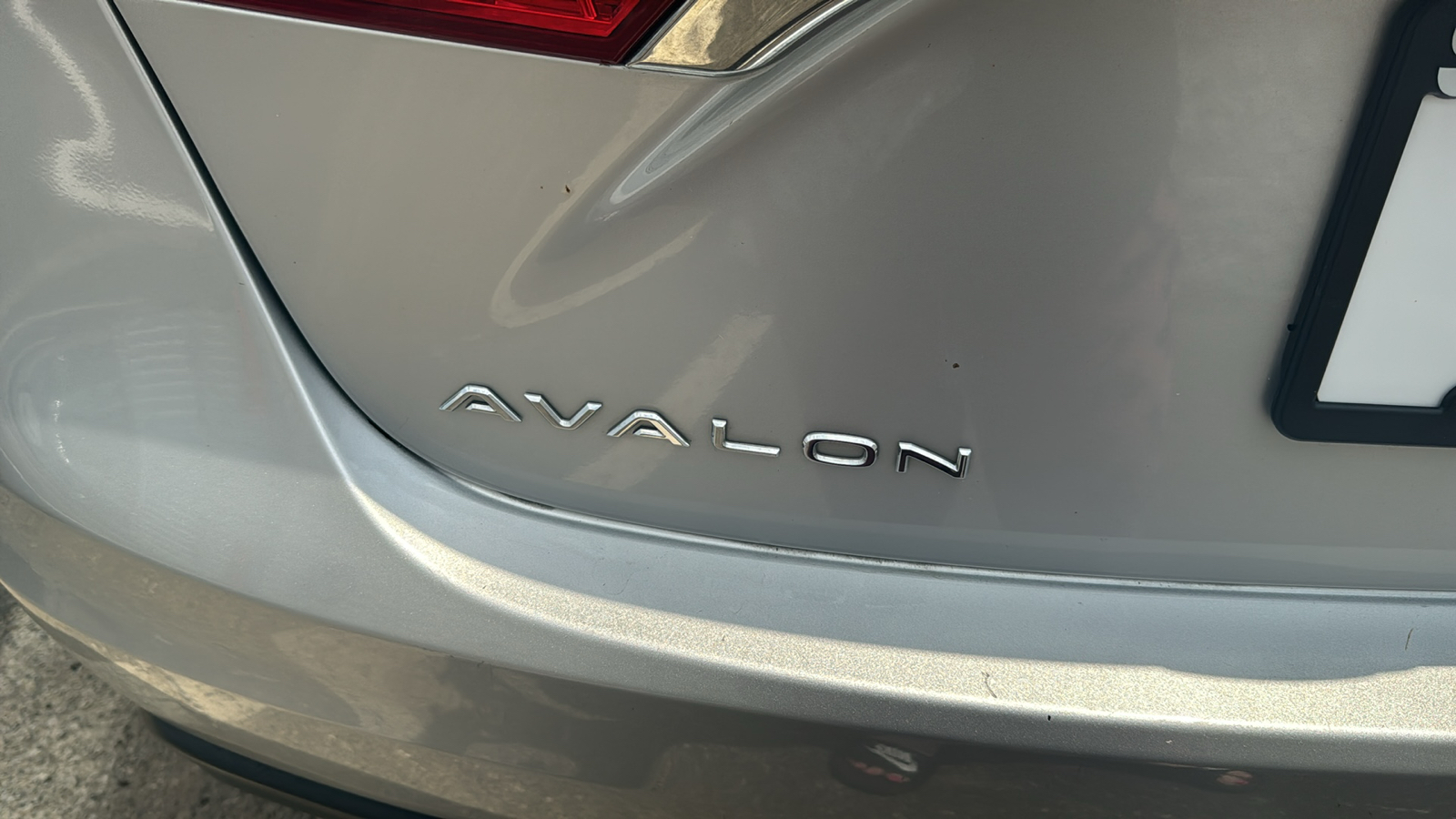 2014 Toyota Avalon Limited 10