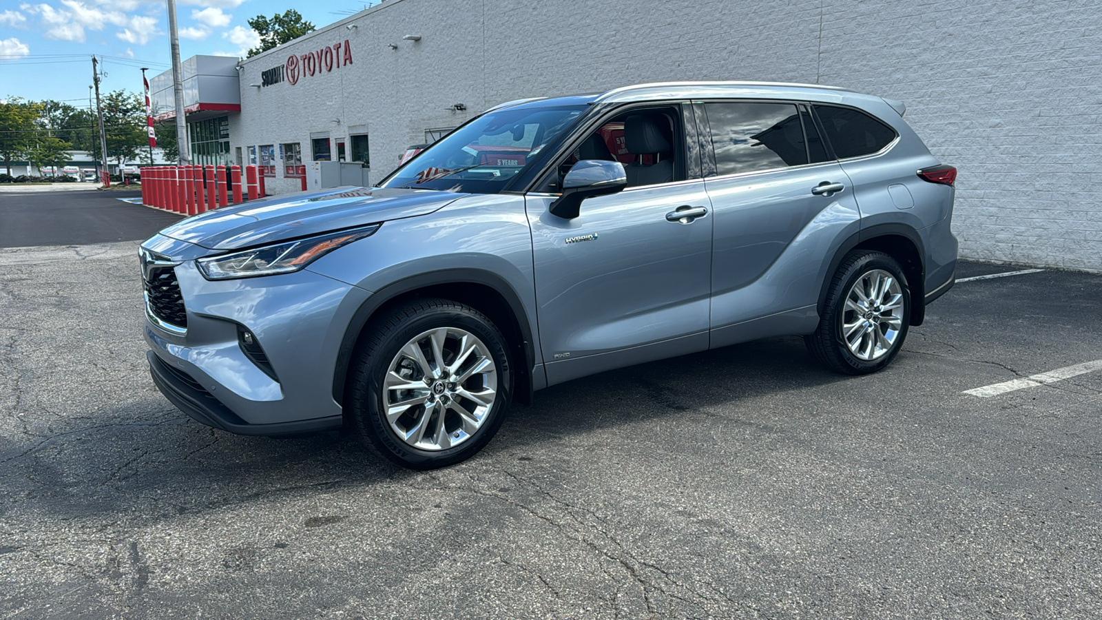 2021 Toyota Highlander Hybrid Limited 3