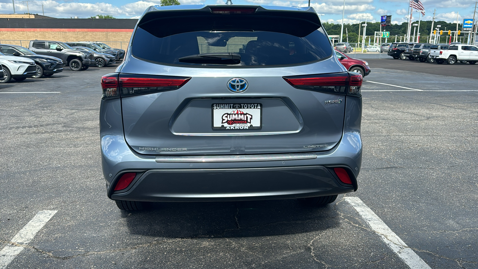 2021 Toyota Highlander Hybrid Limited 7