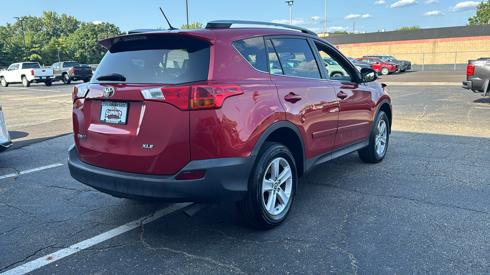 2015 Toyota RAV4 XLE 8