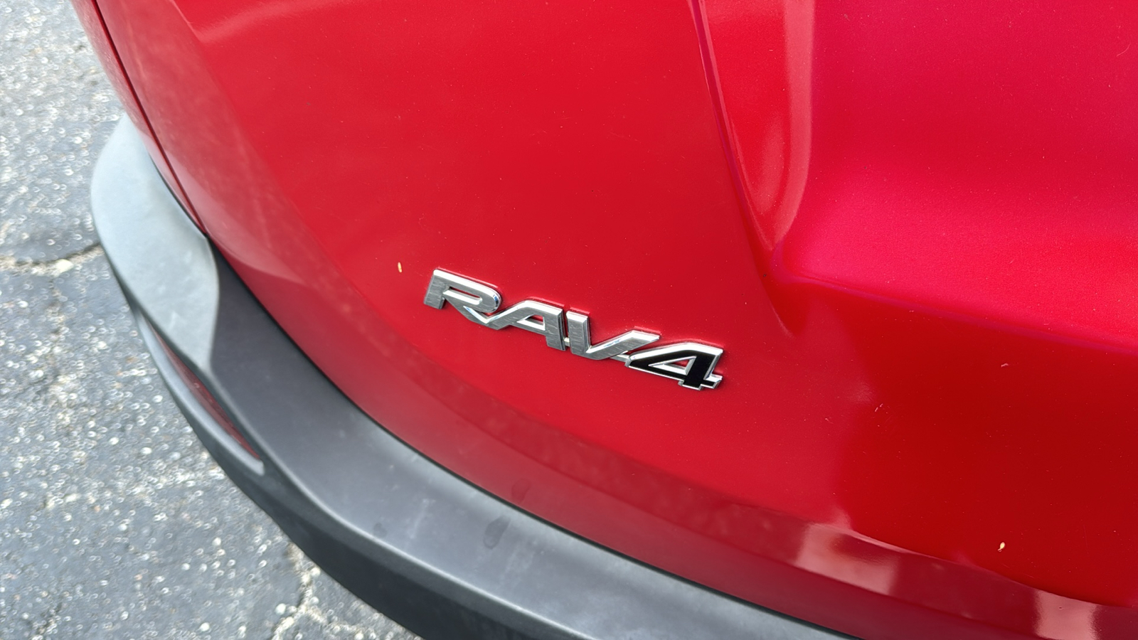 2015 Toyota RAV4 XLE 10