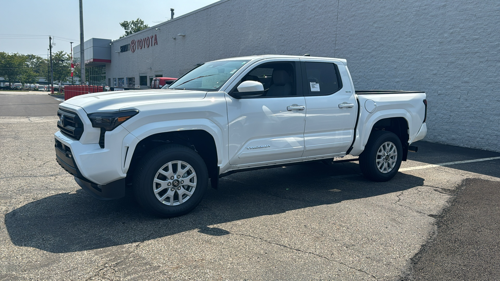 2024 Toyota Tacoma SR5 3