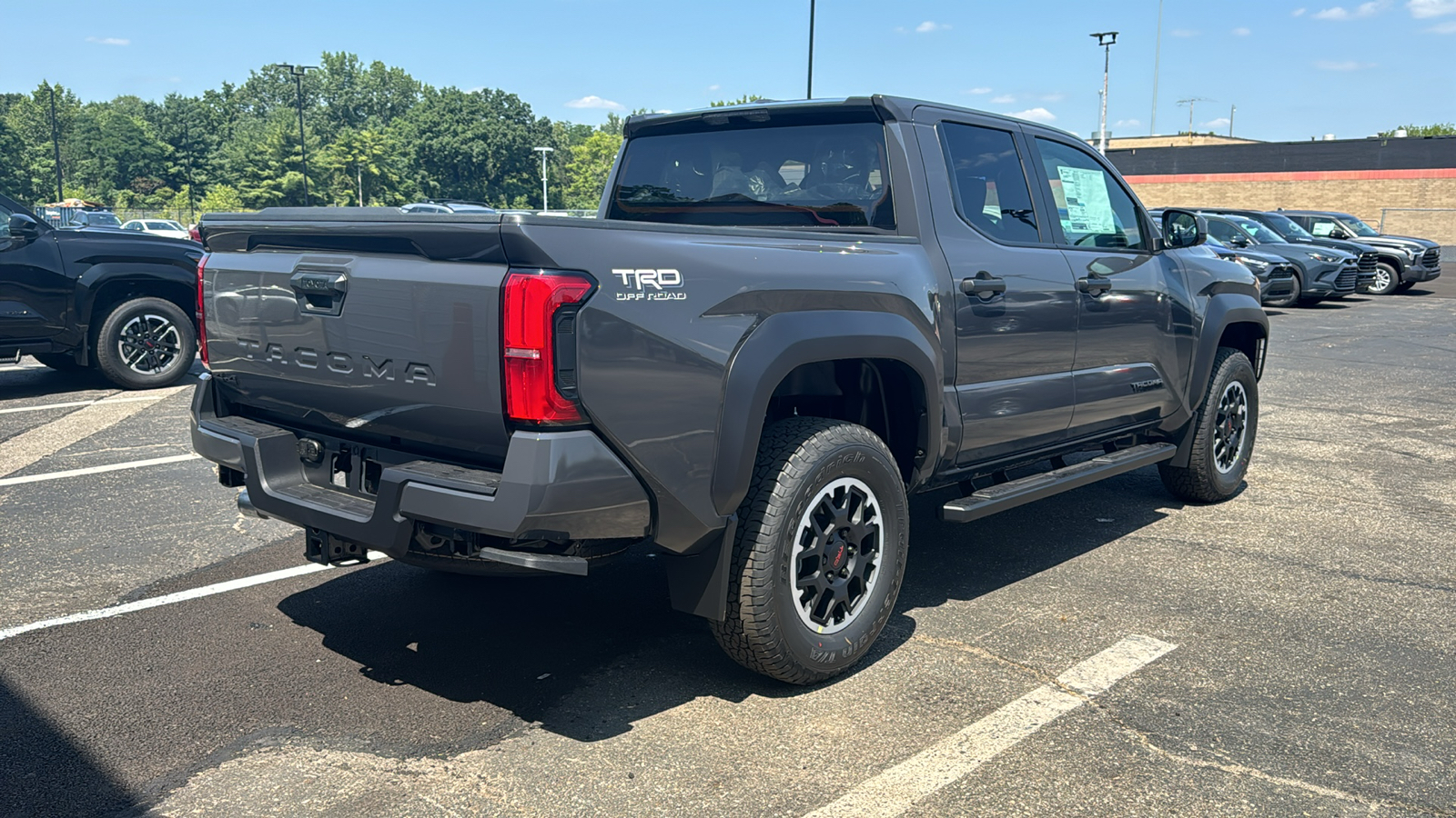 2024 Toyota Tacoma TRD Off-Road 9